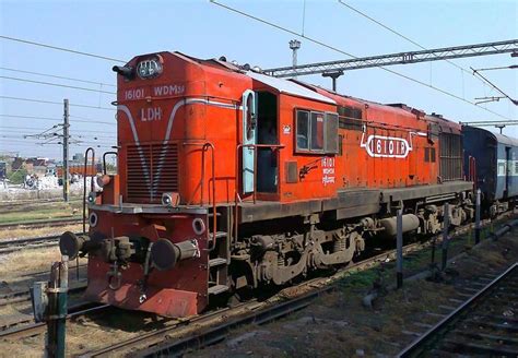 White manual for diesel locomotive used in indian railwy. - Sullair 10b open 25 30 40 hp standard and 24kt rotary screw compressor operations and parts manual.