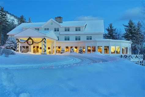 White mountain hotel and resort. A beautiful family-owned hotel in a secluded mountain setting, offering 80 luxurious guest rooms and suites with panoramic mountain views, outdoor heated pool and Jacuzzi, golf … 
