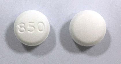 White round pill 850 for dogs. To accurately identify the pill, drug or medication, you can do any one, any combination of or all of the following steps using our pill identifier tool. Enter or Select from the drop down, the imprint code on the medication, (The imprint is the letters, numbers or other markings on the pill, tablet or capsule. 