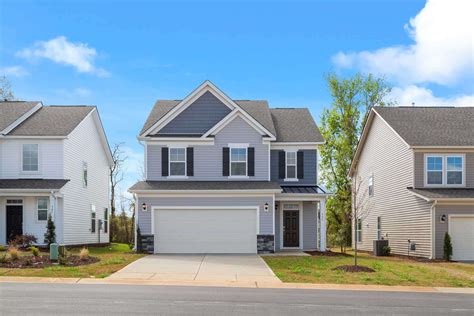 Welcome to Dan Ryan Builders - Raleigh new community at Flowers Plantation...WHITLEY CORNER. Whitley Corner offers four unique Single-Family Home designs and two types of Townhomes. Their...
