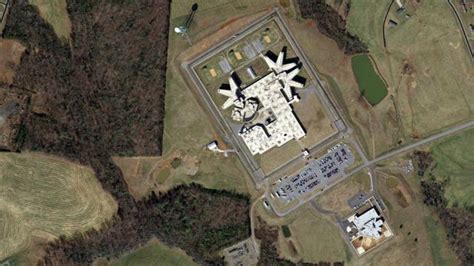 Who's in jail in alexander county north carolina. Alexander County Detention Center is located at 91 Commercial Park Avenue, Taylorsville, NC, 28601. This is a county jail which means prisoners sentenced here will not be here longer than 3-years. Those who are sentenced longer than 3-years will serve their time in a state prison. 