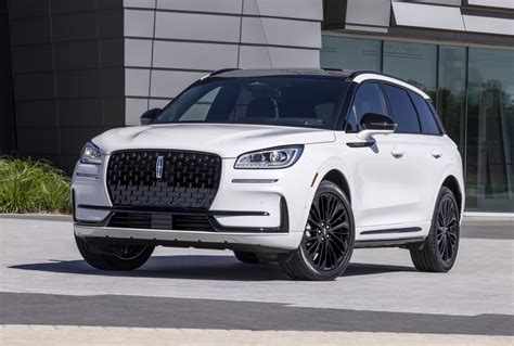 Who Makes Lincoln Cars