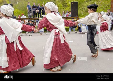 Who are the demons in Basque folklore