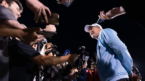 Who coaches kansas football. Lance Leipold’s first staff at the University of Kansas will consist of what the head football coach considers to be a “great blend” of former Buffalo assistants and returning KU coaches. 
