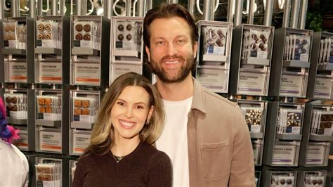 Who is VladTeeVee Dating Now