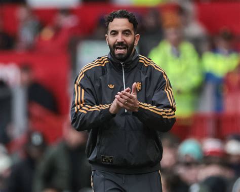 Who is favourite to replace Ruben Amorim