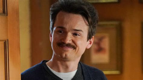 Who is pastor rob on young sheldon. May 16, 2022 · Spoilers ahead for Young Sheldon season 5. Pastor Jeff is the one who destroys George and Mary's marriage in Young Sheldon , not Pastor Rob . The Cooper parents' marriage has been in a gradual downward spiral for a while now due to the pair's inherent differences. Now, it may be taking a turn for the worse, but while Pastor Rob is easy to blame ... 