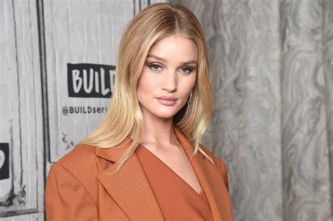 Who is the highest paid model on qvc. Gigi Hadid was the fifth highest-paid model of 2017, bringing in a whopping $9.5 million. The 23-year-old supermodel's total worth is an estimated $13 million thanks to her many modeling contracts ... 
