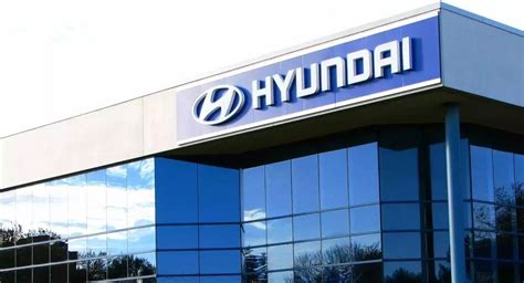 The Hyundai Motor Group ( HMG; IPA: [ˈhjəːndɛ]; [2] stylized as HY