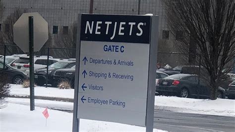 Company Description: NetJets Inc. (NetJets) is the le