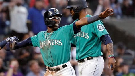 Oct 13, 2022 · Imagine waiting 21 years for a playoff berth and only playing one game at home. Well, that’s the reality facing the Mariners after they had to win a best-of-three series at Toronto, then head to ... . 