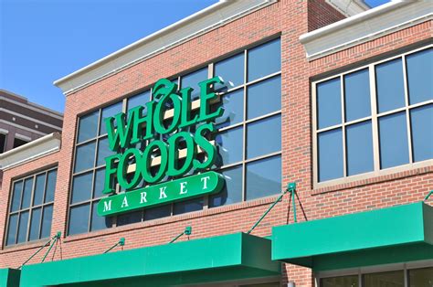 Whole foods detroit. Sep 1, 2022 · Amazon acquired Whole Foods Market in 2017 in a $13.7 billion deal that is still reverberating through the grocery industry today. Since merging with the e-commerce giant, Whole Foods has cut some prices, rolled out self-checkout and changed the way it offers delivery and pickup. It has also launched Amazon’s cashierless “Just Walk Out ... 