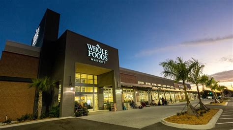 Whole foods st petersburg fl. Mar 9, 2022 · Rendering of the Whole Foods Market planned at 201 38th Ave. N. Courtesy of J Square Developers. By Breanne Williams – Reporter, Tampa Bay Business Journal. Mar 8, 2022. Updated Mar 8, 2022 7 ... 