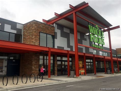 Whole foods wauwatosa. Get hungry for local, organic, plant-based & more: see today's sales, browse products by special diet, find recipes, get delivery and pick up & order catering. 