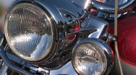 Why Are My Headlights So Dim? 5 Possible Reasons