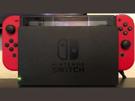 Why Is My Nintendo Switch Dock Blinking/Flashing? (What To Do)