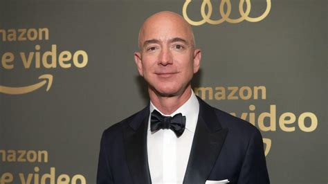 Why Jeff Bezos Is Focusing on Biotech Investments - Market Realist