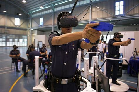 Why Police Are Training in Virtual Reality