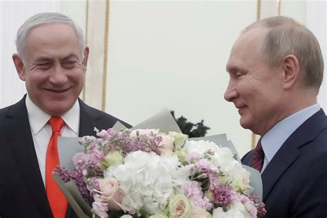 Why Russia is engaged in a delicate balancing act in the Israel-Hamas war