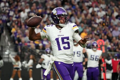 Why Vikings will roll with Josh Dobbs as backup quarterback vs. Lions over Jaren Hall