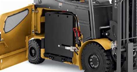 Why You Should Consider Fast Charging Your Forklift Logisnext