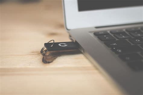 Why You Shouldn t Plug Unknown Devices Into Your Computer