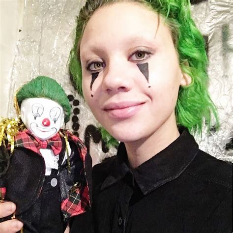 Why clown make-up is the latest beauty trend Dazed