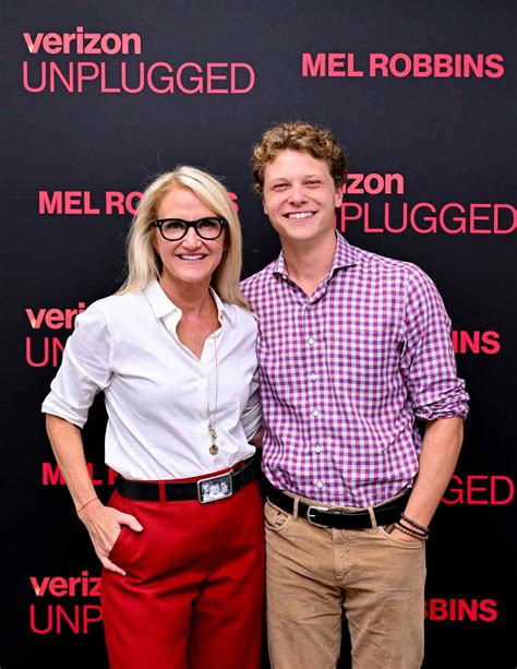 Why did Mel Robbins get canceled