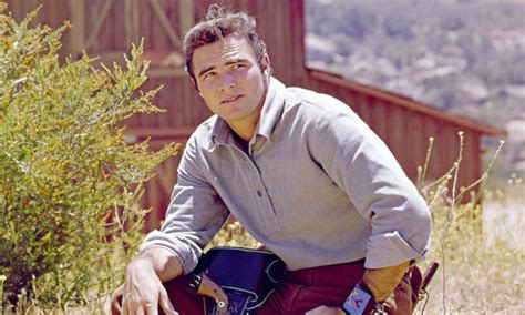 Published Sept. 6, 2018. Burt Reynolds, whose blend of Southern-fried machismo and wise-guy playfulness launched his worldwide celebrity in the 1970s, first as a freewheeling chat-show guest, then .... 