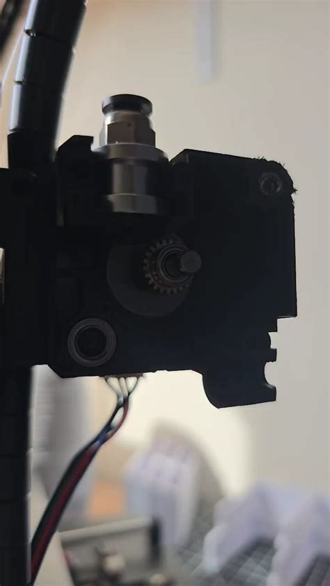 Why did my extruder motor stopped working?