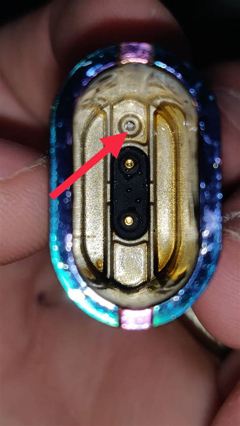 To resolve Smok Novo not firing issue, you need to thoroughly clean the air sensor. The air sensor is located on the inside, to get there, look for the rubber boot placed over the battery, remove it to reach the sensor. This issue occurs when the e-juice leaks into the rubber seal and cause sensor malfunctioning. 2.. 