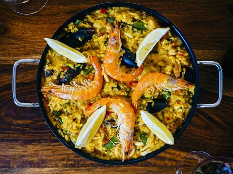 Why is paella so popular? - What & where is Paella from? - HPB