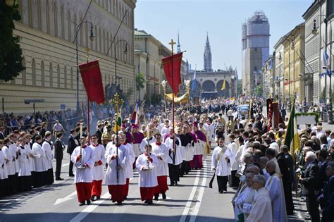 Why south Germany blooms with religious bombast on Fronleichnam