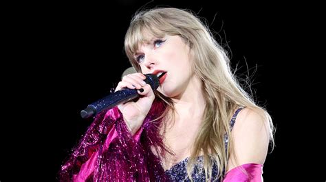 Nov 10, 2023 · Swift released her next rerecord