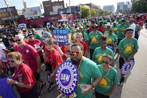 Why the United Auto Workers union is poised to go on strike this week