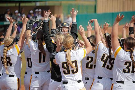 Game summary of the Oregon Ducks vs. Wichita State Shockers College Softball game, final score 8-1, from May 21, 2022 on ESPN. ... CSOFT News. Ryan McGee's ode to the Pac-12 Conference.. 