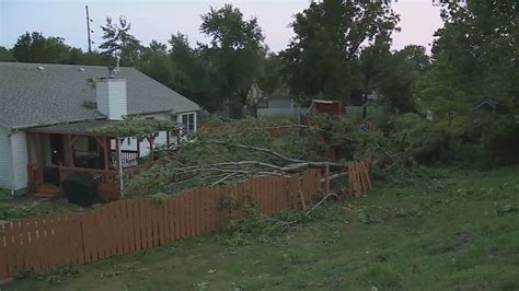 Widespread storm damage in Columbia, Illinois 