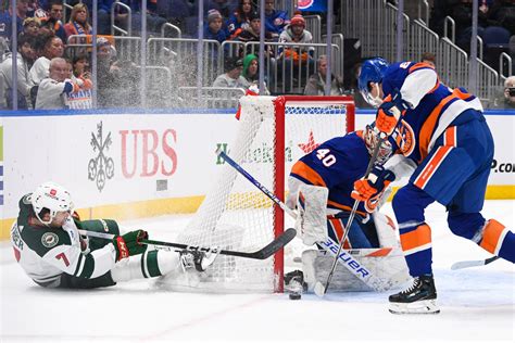 Wild’s Pat Maroon continues to make his presence felt in 4-2 victory over Islanders