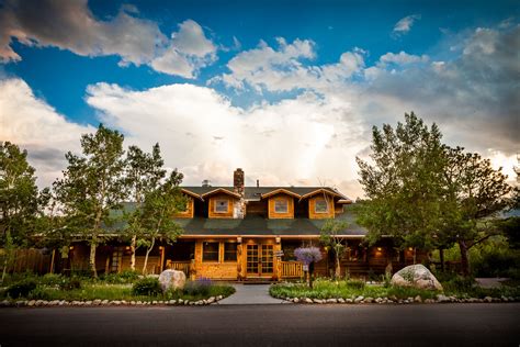 Wild basin lodge. Nationally recognized as one of the premier wedding venues in the region, Wild Basin Lodge specializes in the highest level of Colorado cuisine and exceptional, personalized, in-house service. The stunning Rocky … 