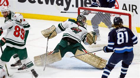 Wild beat Jets 4-2, move into tie with Stars atop Central
