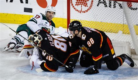 Wild douse Flames to improve to 4-0 since coaching change