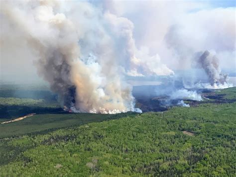 Wildfire officials warn heat is now a concern in Alberta’s south, too