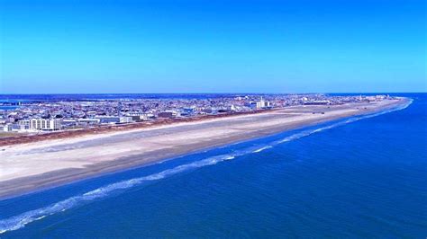 Wildwood crest new jersey. Fun Things to Do in Wildwood, NJ. Our guide starts in the heart of Wildwood at Morey’s Piers before moving away from the beach and then heading to … 