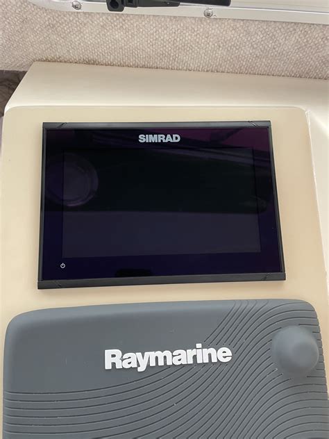 Will Raymarine Transducer work on Simrad GO9? Bloodydecks