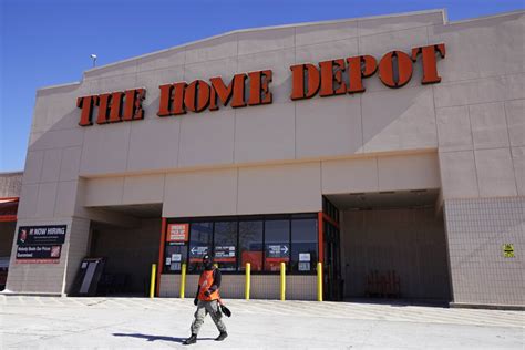 For the three months ended Jan. 28, Home Depot Inc. earned $2.8 billion, or $2.82 per share. The Atlanta company earned $3.36 billion, or $3.30 per share, a year ago. That topped the $2.77 per share that Wall Street was calling for. Home Depot predicts fiscal 2024 sales growth of about 1%, including the 53rd week.. 