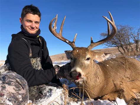 Willow Creek Outfitters Alberta, Canada Hunting Outfitter