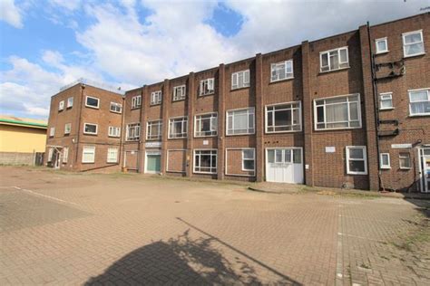 Willow Lane, Mitcham, CR4 4TU - 192.com