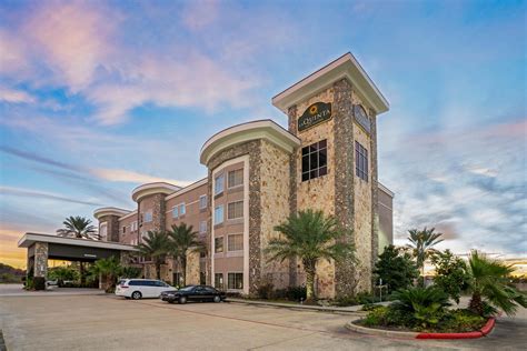 Willowbrook houston. Most guests stay a few weeks, but you can book your stay online for up to 1 year. If you have questions about staying at WoodSpring Suites Houston Willowbrook for more than a year, please speak with the General Manager at 281-807-0863. 