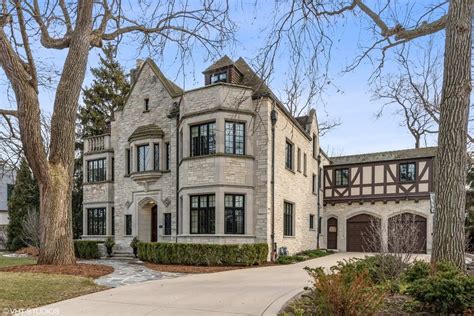 Wilmette IL Real Estate & Homes for Sale - Homes.com