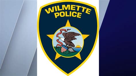 Wilmette Public Library evacuated following bomb threat, police say